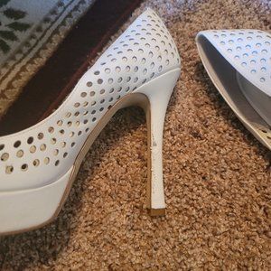 BCBGeneration Sherrie White Perforated Leather Peep Toe Heels – pre-owned